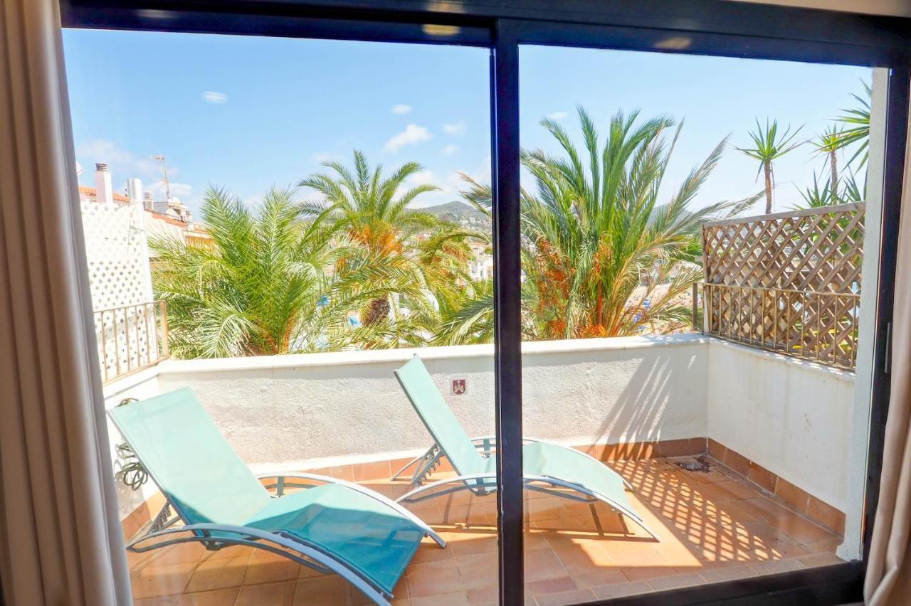Port Alegre Attic By Hello Homes Sitges Eksteriør billede